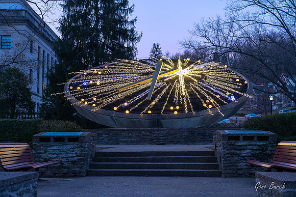 Floral Clock at Christmas, Dec 2018